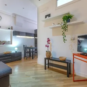 https://bologna-modern-apartment-saragozza-district.emilia-romagnahotels.net